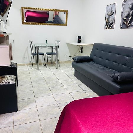 Sala Living Em Predio Familiar Na Av Da Praia ซันโตส ภายนอก รูปภาพ