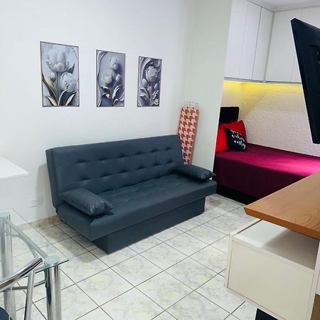 Sala Living Em Predio Familiar Na Av Da Praia ซันโตส ภายนอก รูปภาพ
